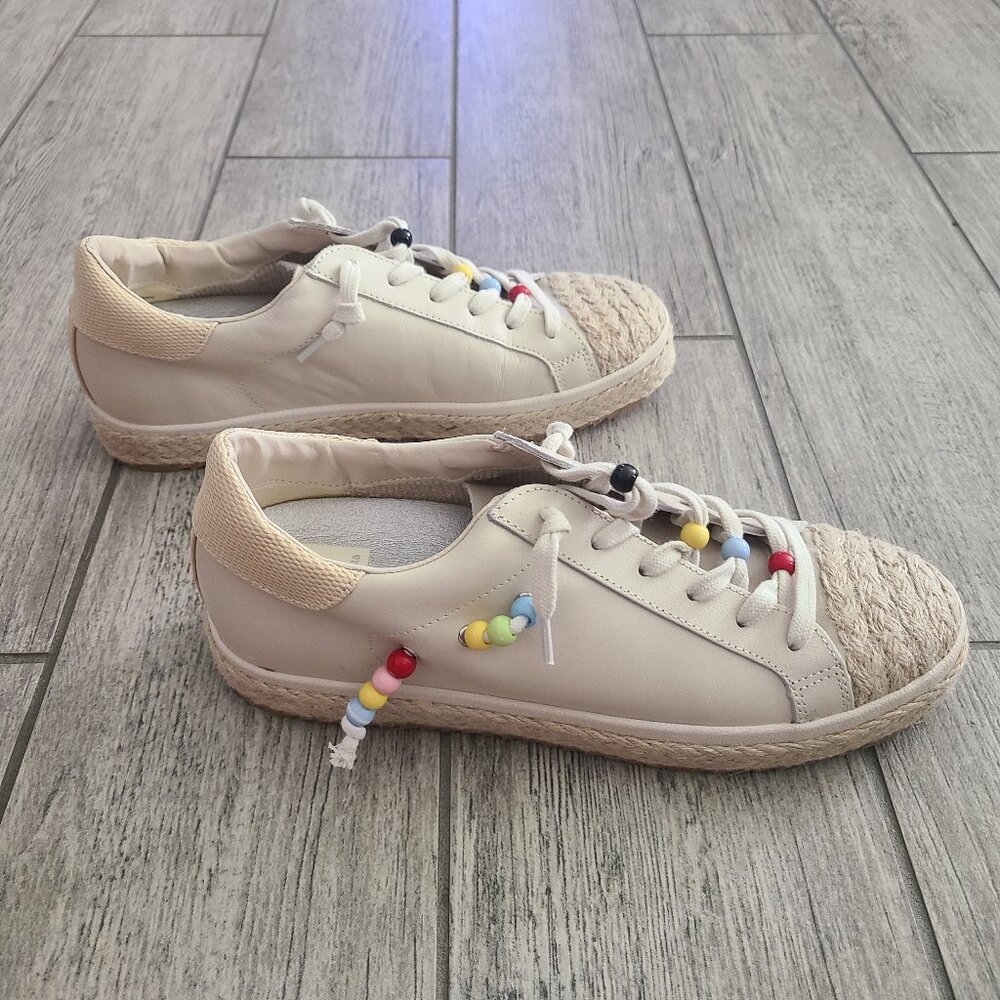 Dolce Vita Zoe Ivory Raffia Beaded Leather Sneakers
SIZE 9 ✨✨GUC✨✨ - Picture 2 of 14
